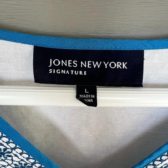Jones New York Embroidered V Neck Linen 3/4 Sleeves Sz L - Picture 3 of 4